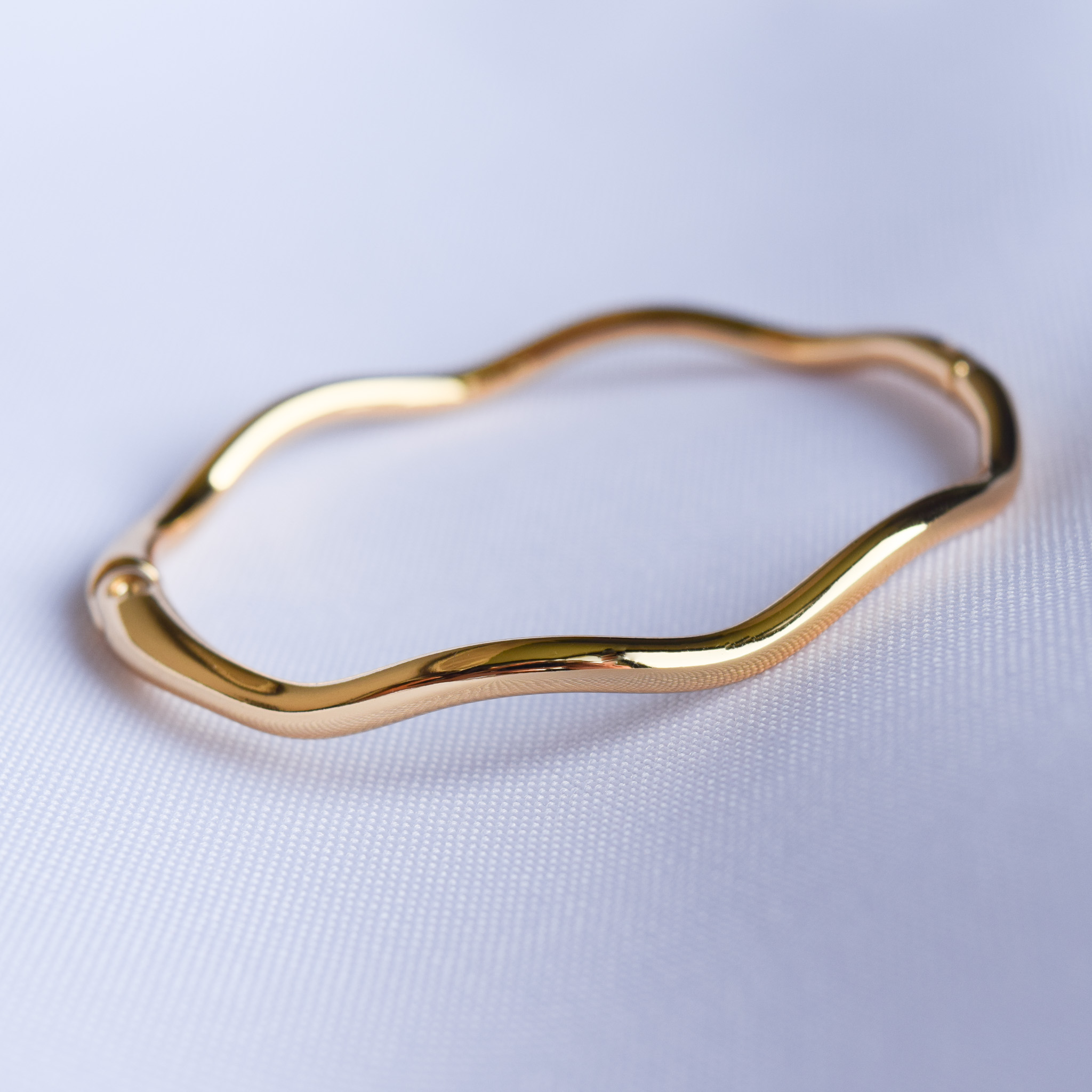 Bracelete ondulado