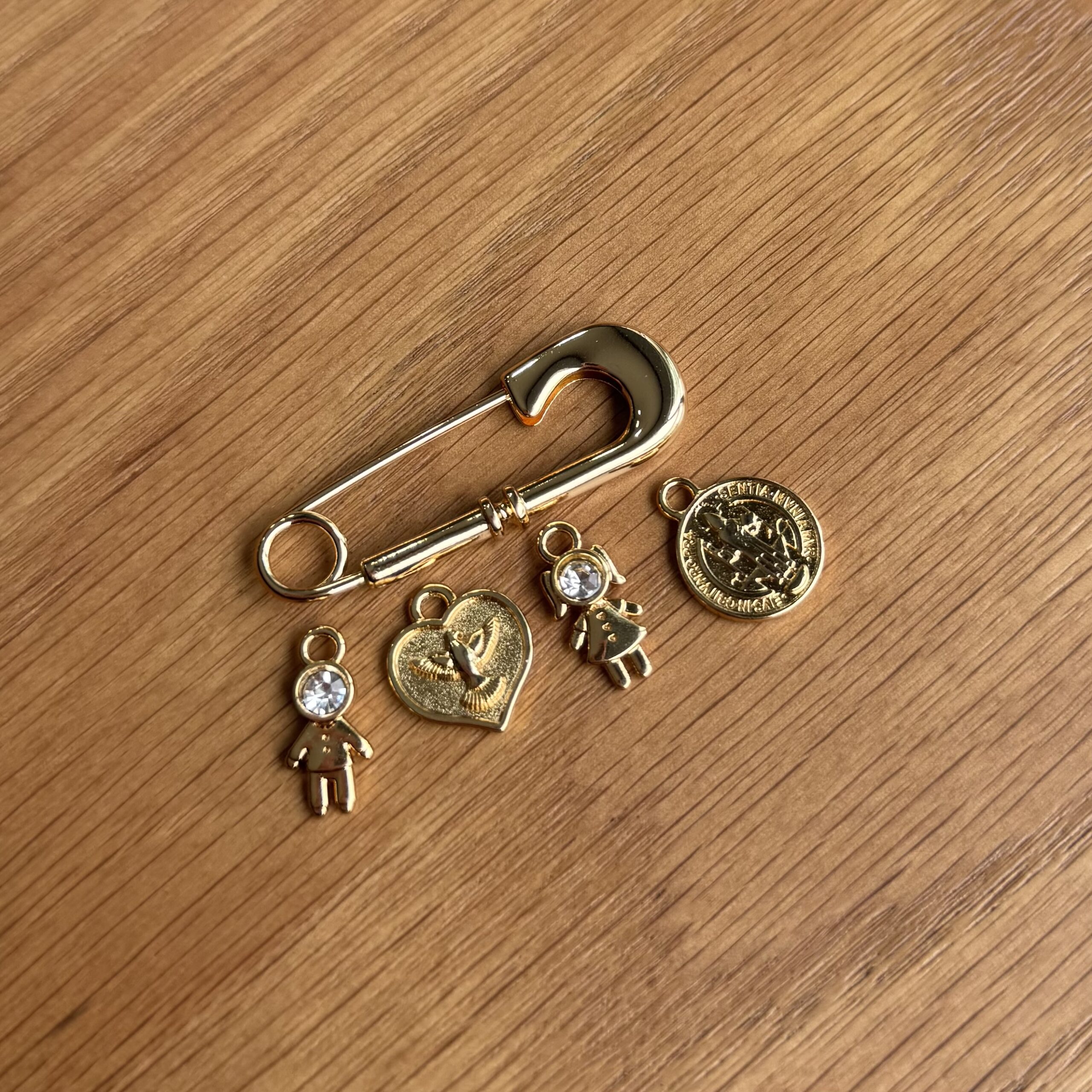 Broche personalizável - Imagem 2
